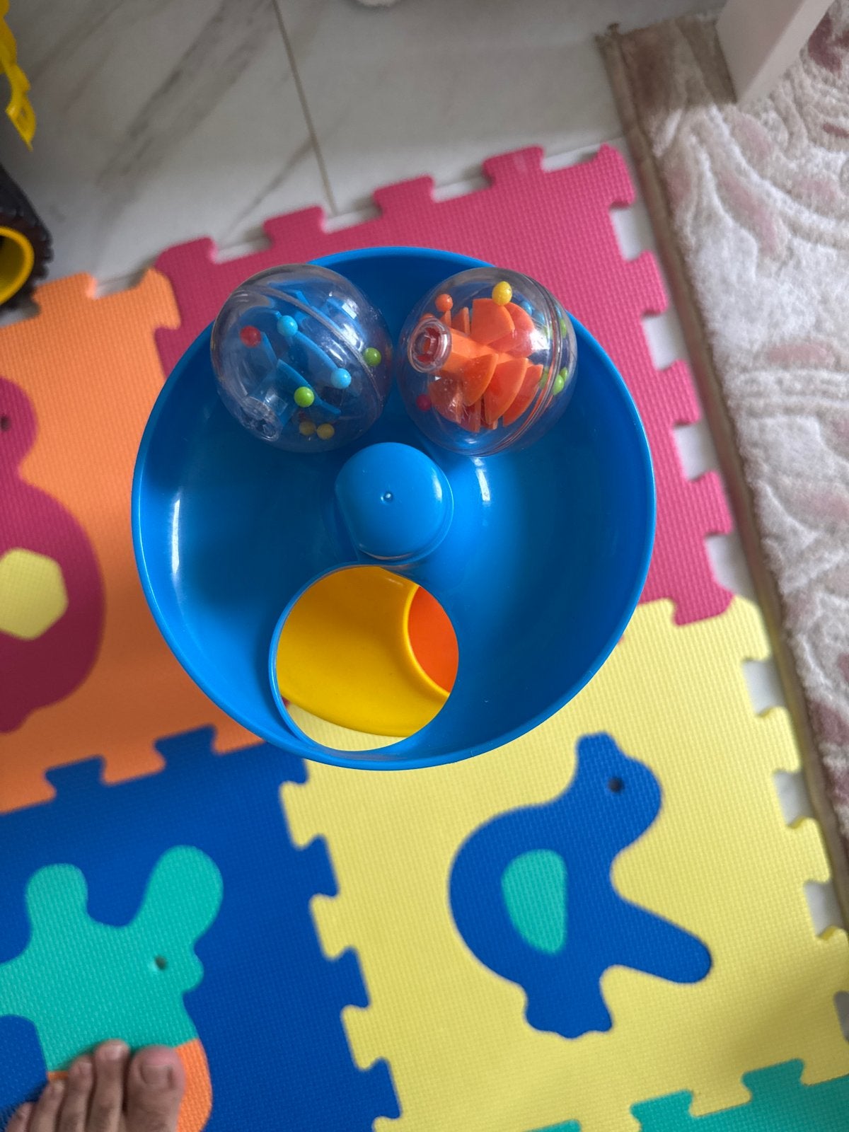 Kleurrijke Ballenbaan Toren met Rammelaars, Ophalen of Verzenden, Zo goed als nieuw, Overige typen, Met geluid