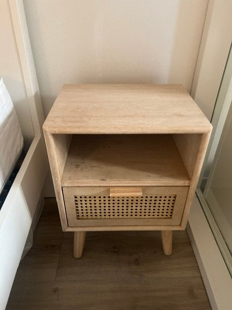 Houten nachtkastje - Webbing, Huis en Inrichting, Ophalen, Minder dan 45 cm, 55 tot 70 cm, Zo goed als nieuw