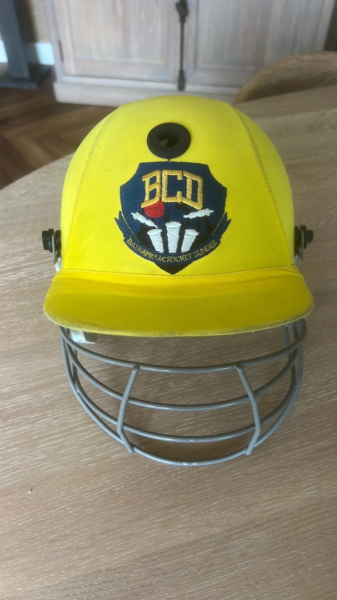 Cricket helm collectors item Basnahira Cricket Dundee Vintag, Ophalen of Verzenden, Zo goed als nieuw, Buitenlandse clubs, Overige typen
