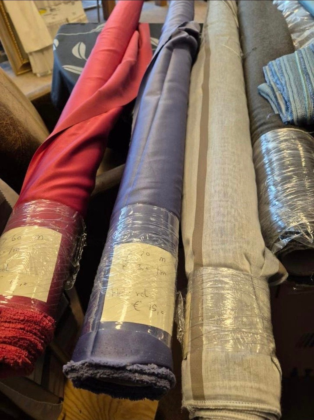 7.20m over gordijn stof, hele rol €15,-! Paars, Ophalen of Verzenden, Nieuw