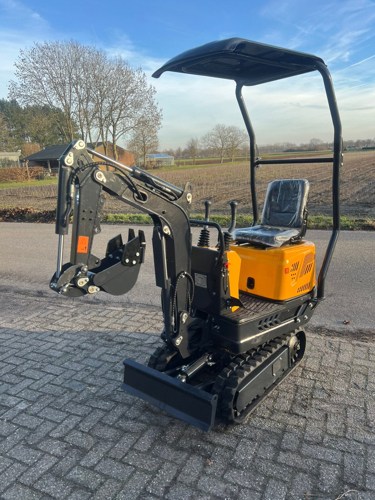 Landward 650kg minigraver - Nieuw- 1,5 jaar garantie, Doe-het-zelf en Verbouw, Ophalen, Nieuw