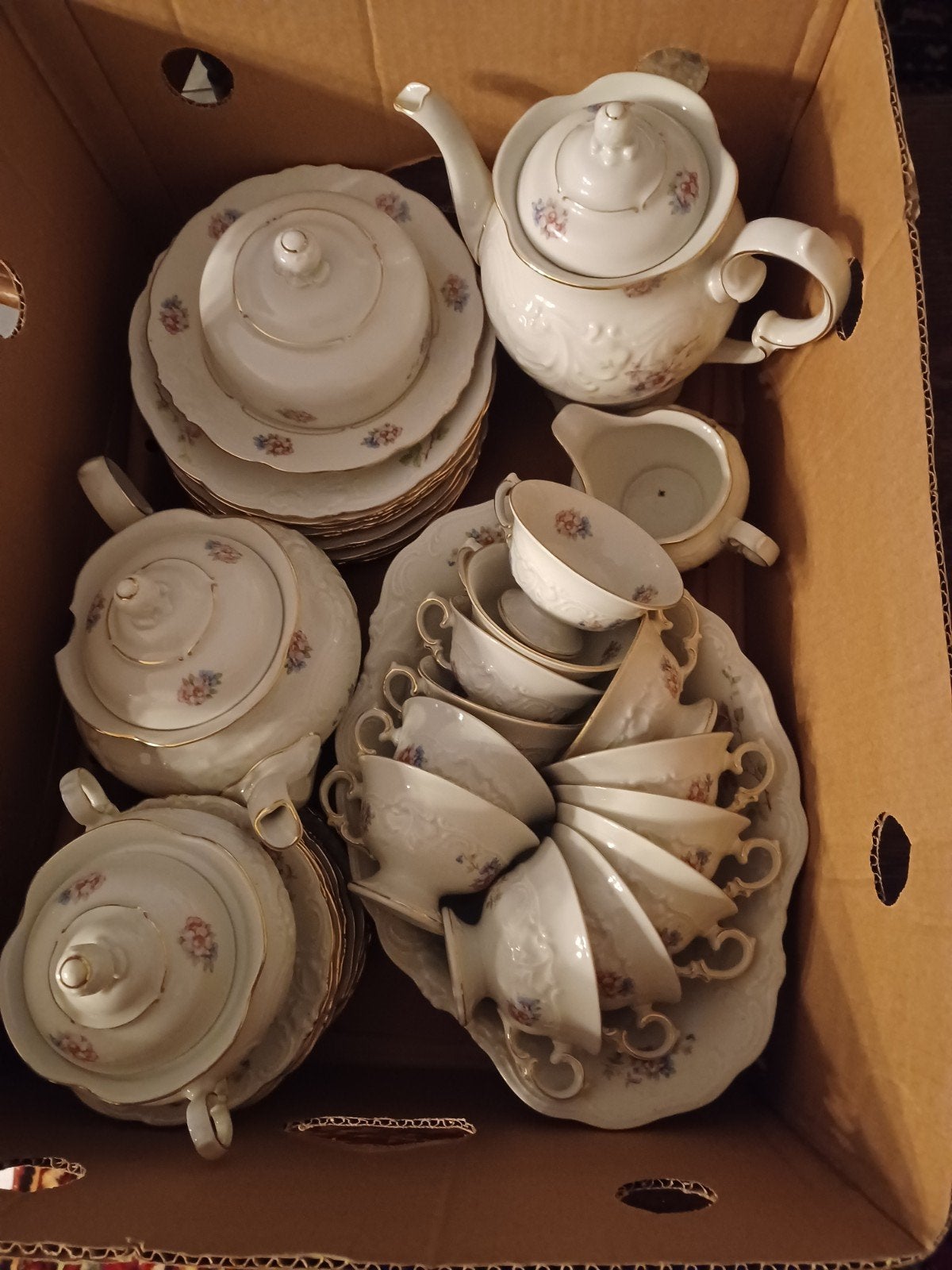 thee/koffie servies 12 delig, Ophalen