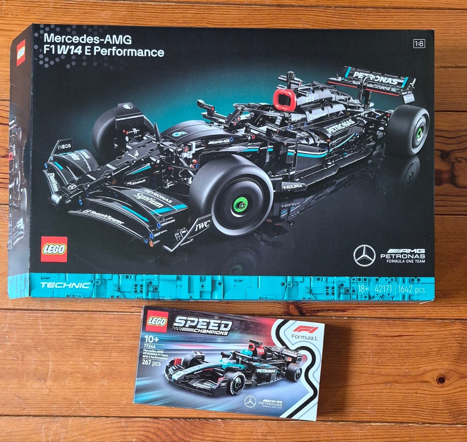 LEGO F1 42171 + Gratis! 77244 F1 SPEED CH. 100%  Z.G.A.N., Lego, Ophalen of Verzenden, Zo goed als nieuw, Technic