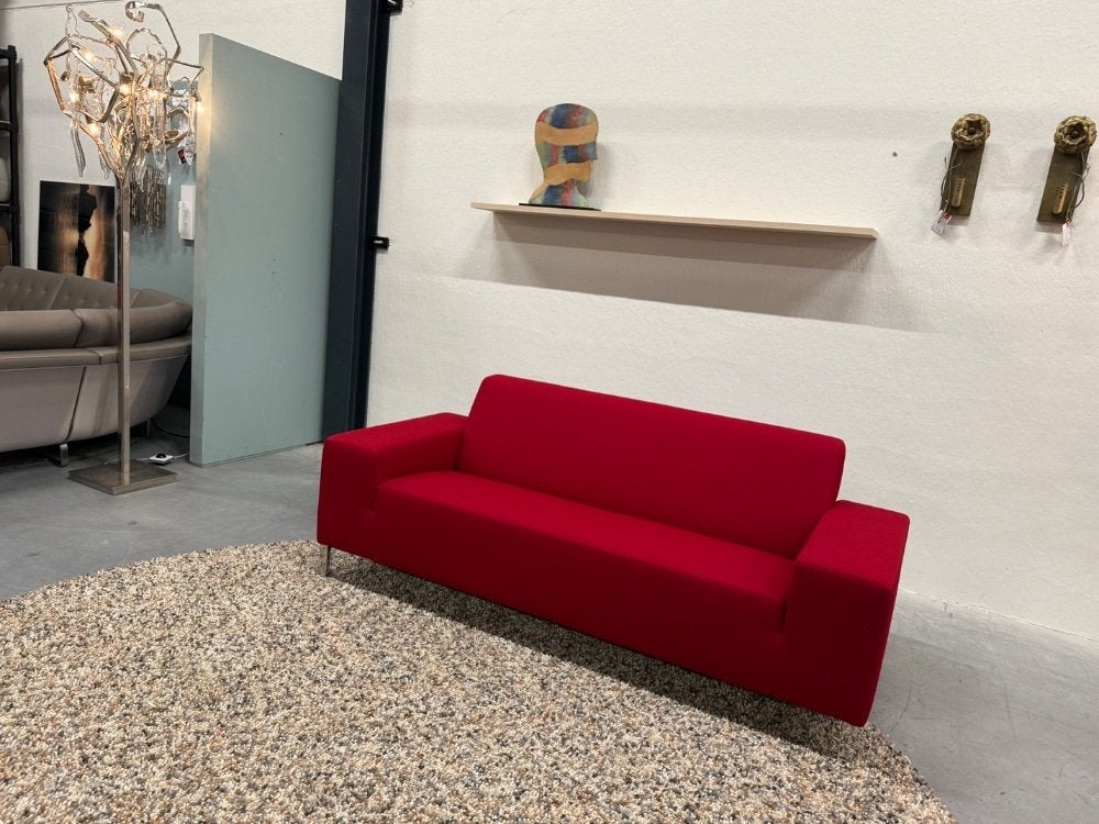 Nieuw Gelderland 6511 Bank 2,5 zits Rood stof Vidar 202, Ophalen of Verzenden, Rechte bank, Info@gelderlanddesign.com, Gelderland