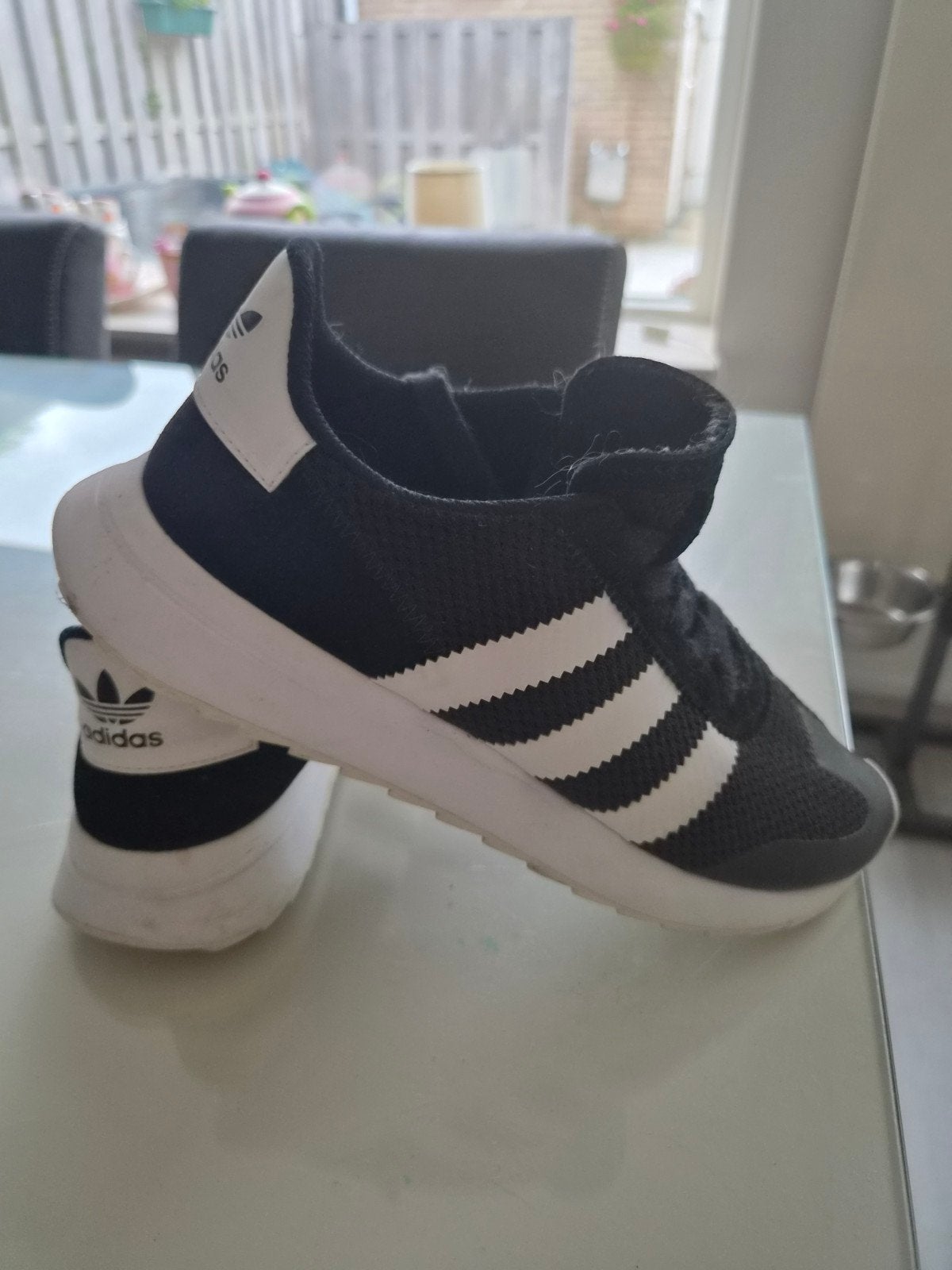 Adidas sportschoenen mt 40, Ophalen, Zo goed als nieuw, Schoenen