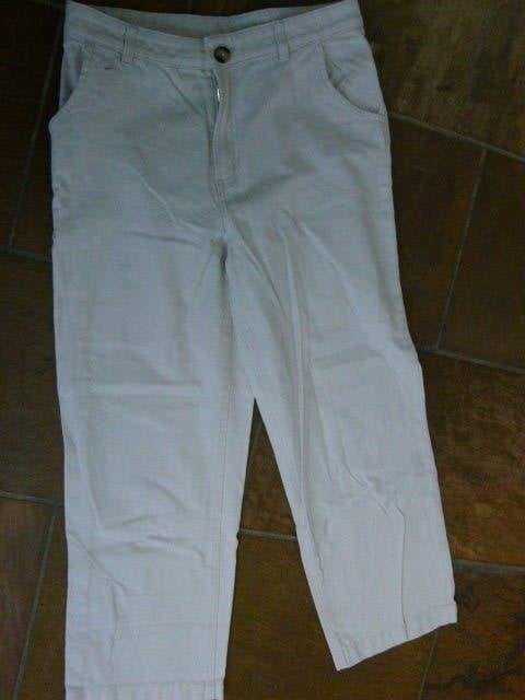 Creme kleurig broek pantalon MONKI maat 38 M, Maat 38/40 (M), Beige, Ophalen of Verzenden, Zo goed als nieuw