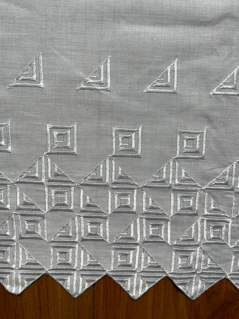 4 meter stof 47cm hoog, Antiek en Kunst, Antiek | Kleden en Textiel, Verzenden
