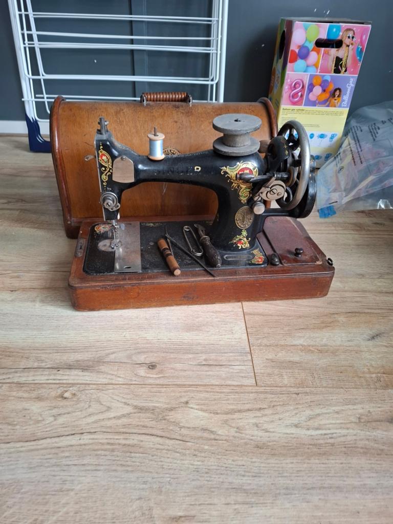 Naaimachine, Antiek en Kunst, Ophalen of Verzenden