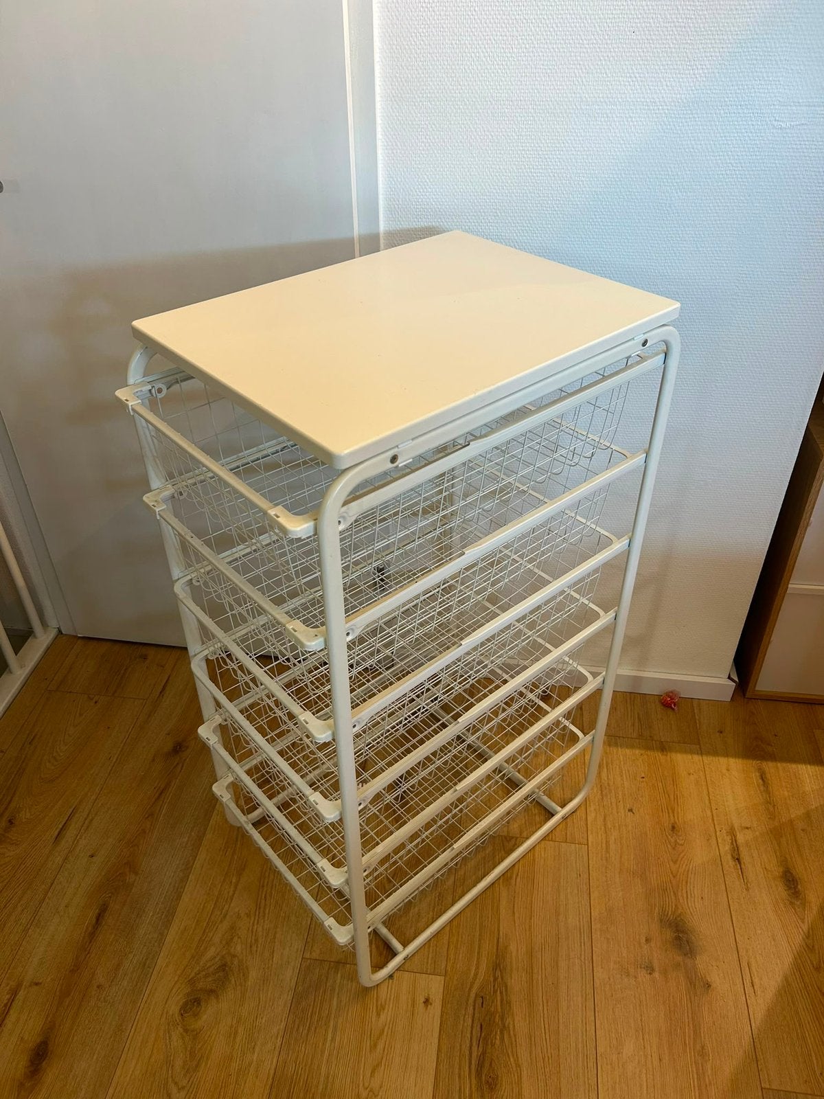 Ladekastje met metalen mandjes, Ophalen, Gebruikt