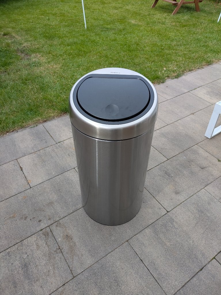 Brabantia prullenbak 60L, Huis en Inrichting, Woonaccessoires | Prullenbakken, Ophalen, Gebruikt, 50 tot 75 cm, 40 liter of meer