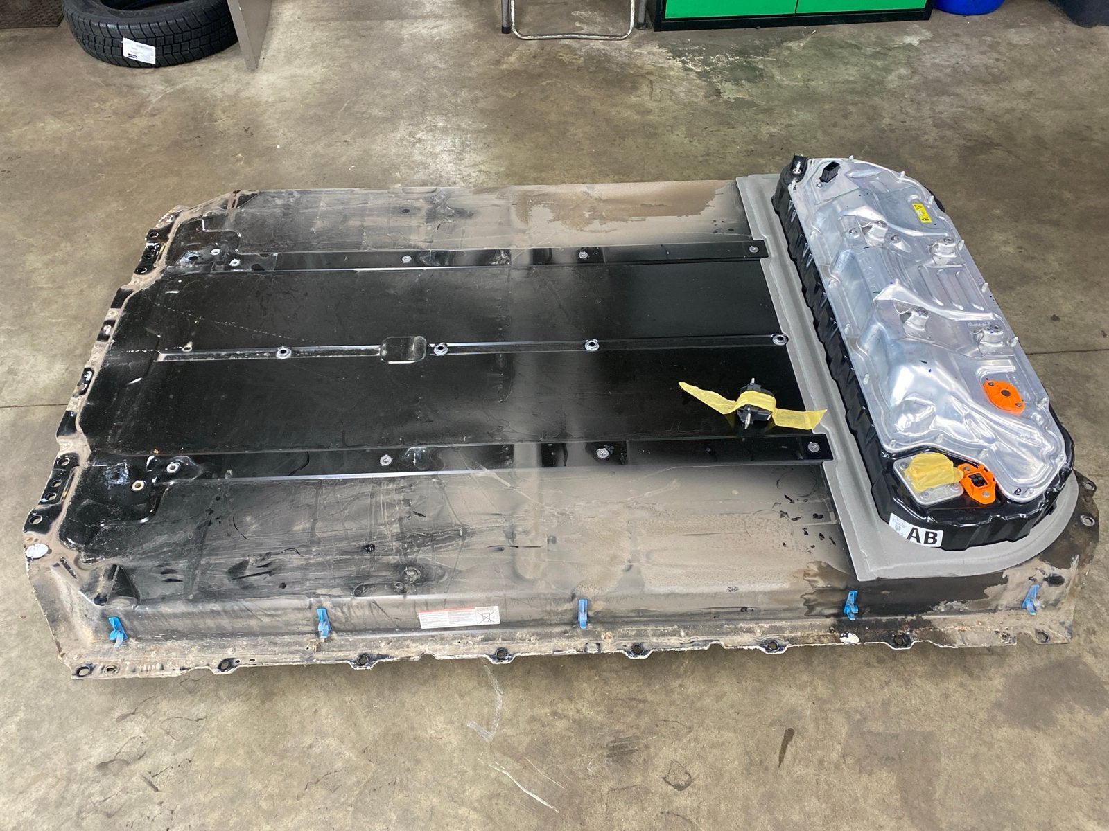 Gebruikte Tesla Model 3 accupakket - Compleet maar defect., Auto-onderdelen, Accu's en Toebehoren, Ophalen, Gebruikt