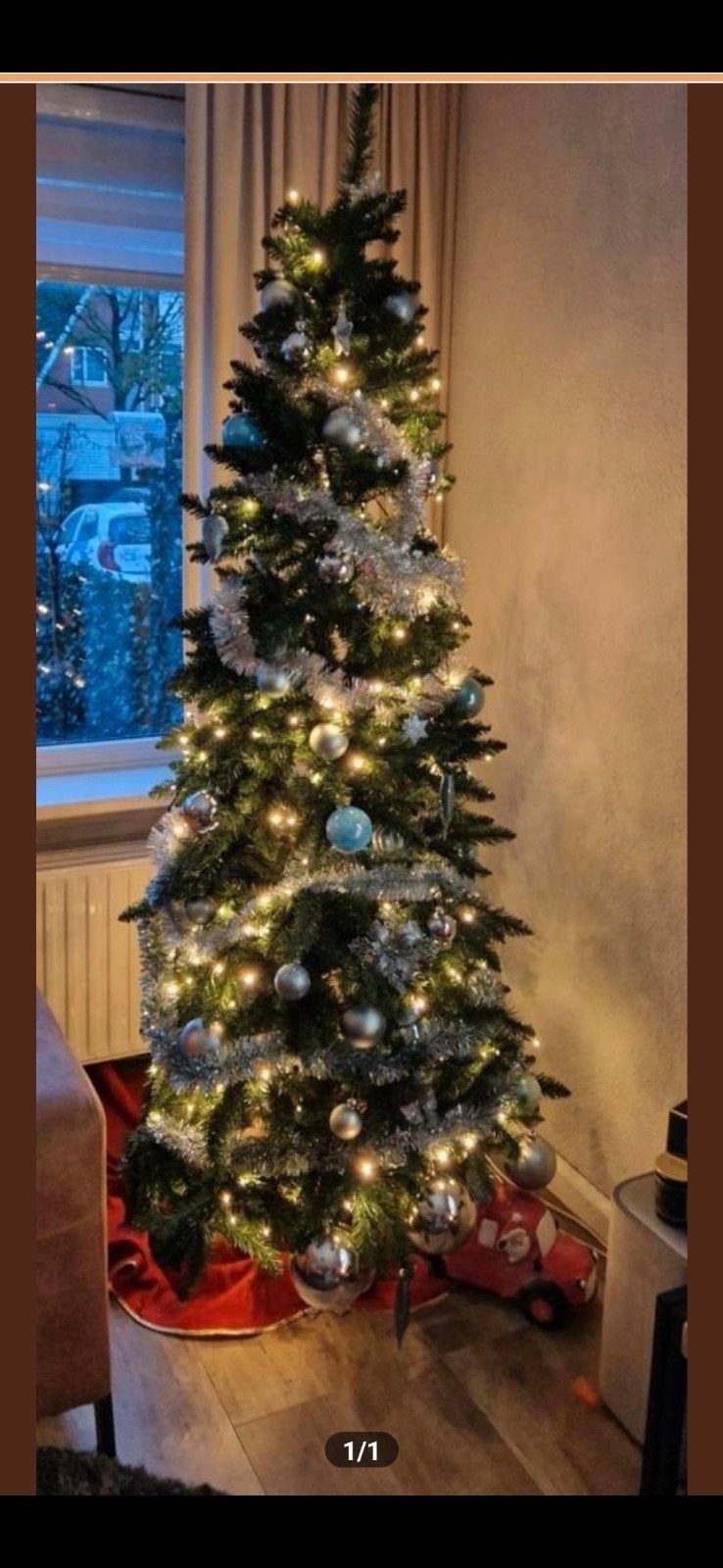 Kerstboom met versiering, Ophalen
