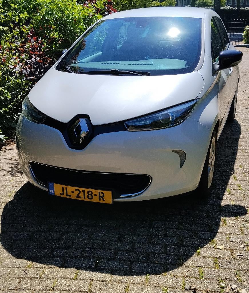 Renault ZOE Q210 Zen 41kWh (huur) – LET OP: laadprobleem, Auto's, Stof, Parkeersensor, Euro 6, Elektrisch