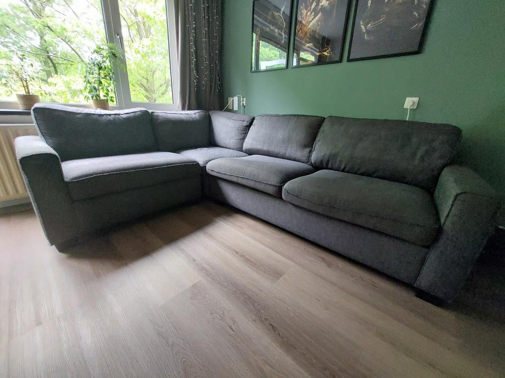 GRATIS Comfortabele hoekbank, Antraciet, Huis en Inrichting, Banken | Bankstellen, Ophalen, 250 tot 300 cm, Gebruikt, Hoekbank