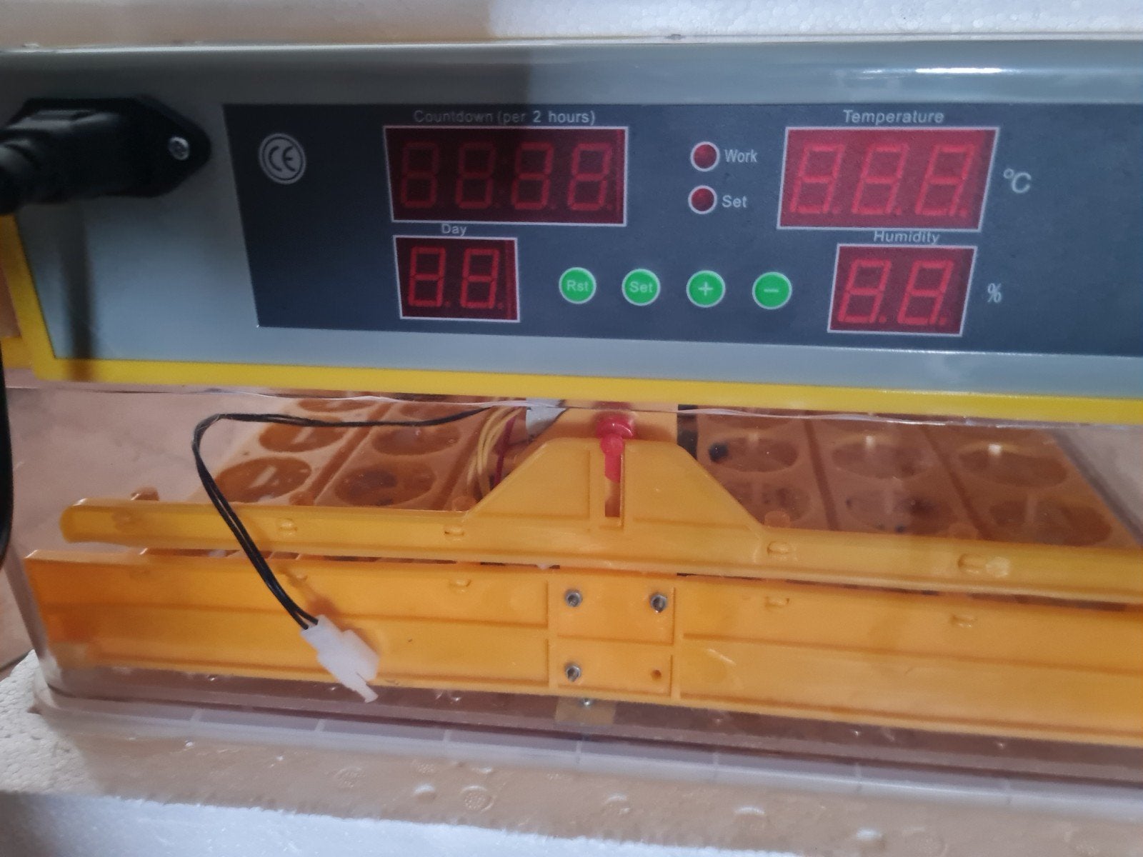 Vol automatische broedmachine 96  eieren, Dieren en Toebehoren, Pluimvee | Toebehoren, Ophalen of Verzenden, Nieuw, Broedmachine