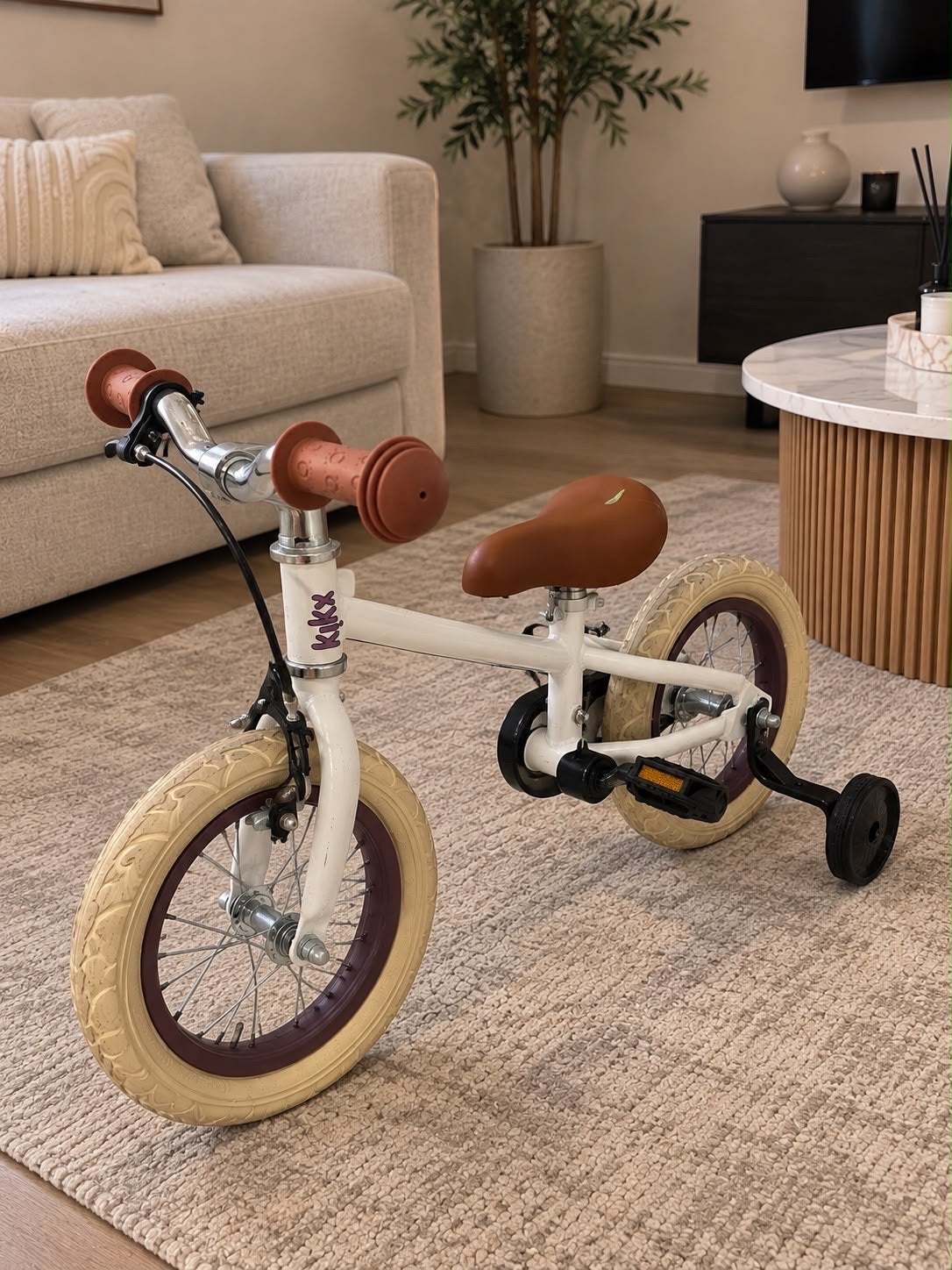 Kinderfiets Kixx met zijwieltjes - Zo goed als nieuw, Zijwieltjes, Velgrem, Ophalen of Verzenden, Minder dan 16 inch