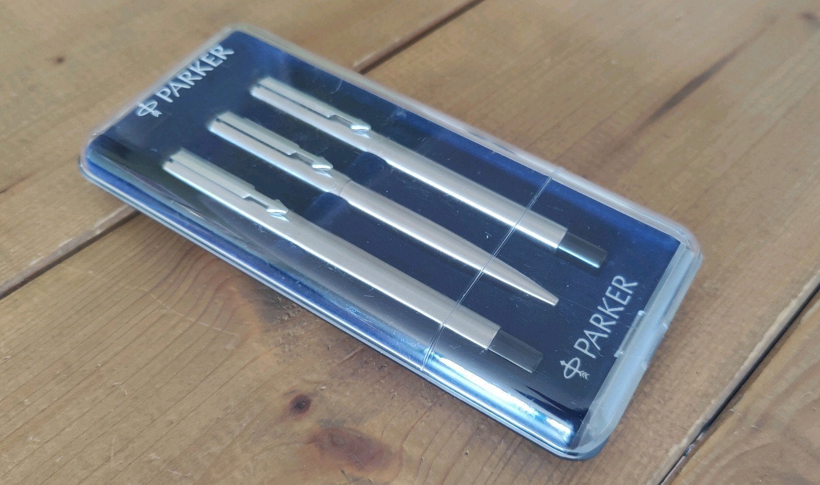 Parker  Vector pennenset RVS - vulpen balpen rollerbal, Verzamelen, Pennenverzamelingen, Parker, Met doosje, Ophalen of Verzenden