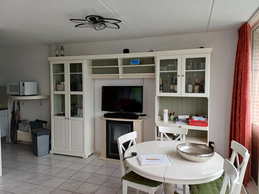 Wandkast, Huis en Inrichting, Kasten | Ladekasten, Ophalen of Verzenden, 25 tot 50 cm, Minder dan 100 cm
