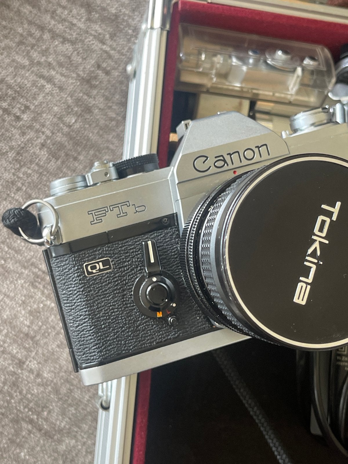 Canon FTb QL Spiegelreflexcamera met Tokina lens en koffer, Ophalen, Gebruikt, Spiegelreflex, Canon