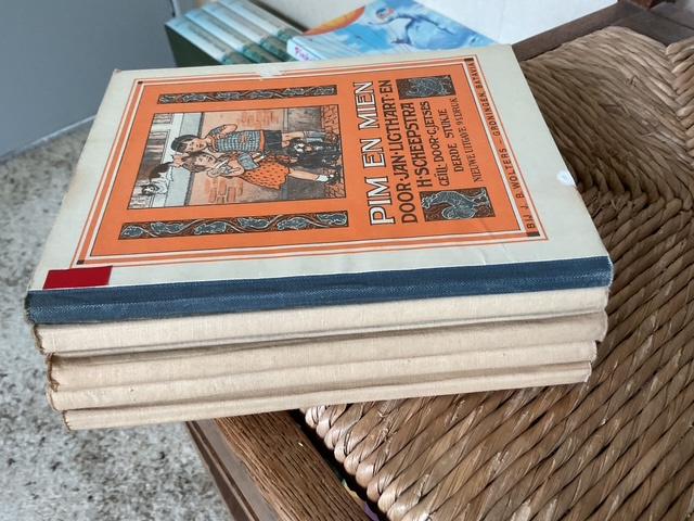 5 oude voorleesboekjes uit grootmoeders tijd., Ophalen of Verzenden, Gelezen, Jan Ligthart & H.Scheepstra