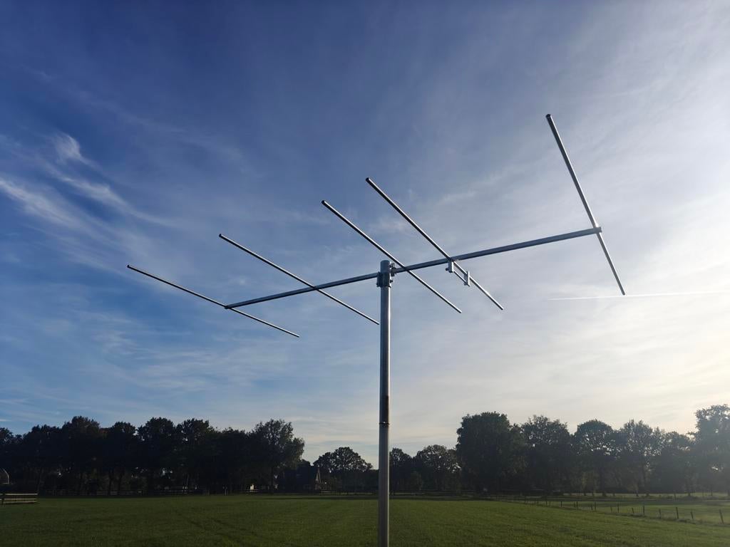 5 elements richtantenne horizontaal 3,5 meter Nieuw!!, Telecommunicatie, Antennes en Masten, Ophalen of Verzenden, Nieuw, Antenne