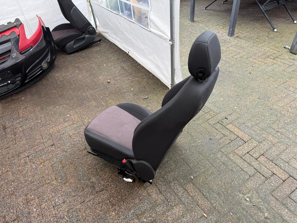 Opel Corsa D Stoelen + Achterbank met Stoelverwarming, Auto-onderdelen, Interieur en Bekleding, Ophalen, Gebruikt, Opel