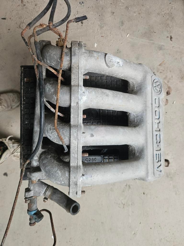 Golf MK2 GTI 1.8 16v KR Inlaatspruitstuk Injectoren, Auto-onderdelen, Motor en Toebehoren, Ophalen of Verzenden, Gebruikt, Volkswagen