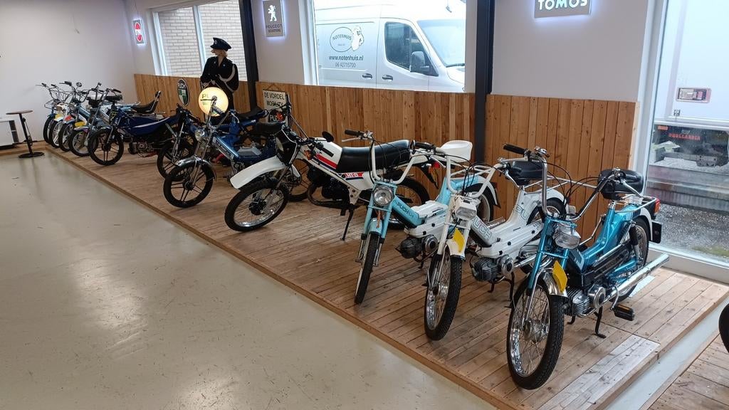 Bromfietsen en onderdelen te koop gevraagd!, Ophalen, Nieuw, Blok