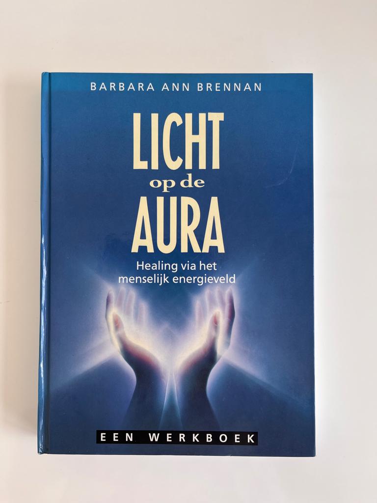Licht op de Aura, Barbara Ann Brennan, Boeken, Esoterie en Spiritualiteit, Spiritualiteit algemeen, Overige typen, Ophalen of Verzenden