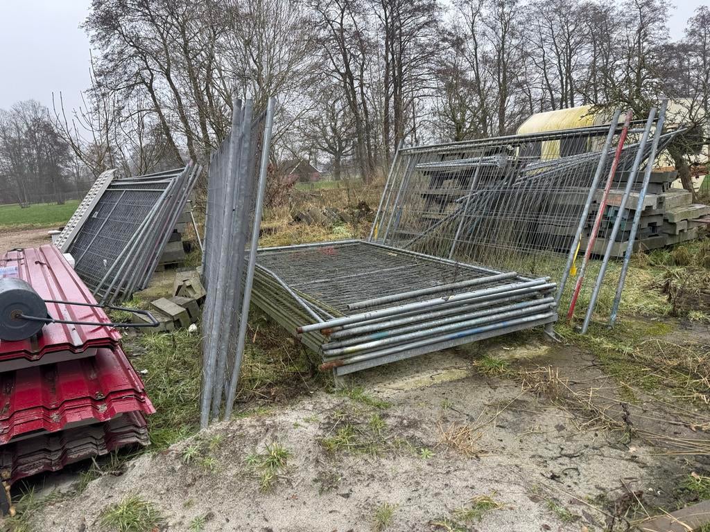 Bouwhekken met voeten en schoren, Ophalen