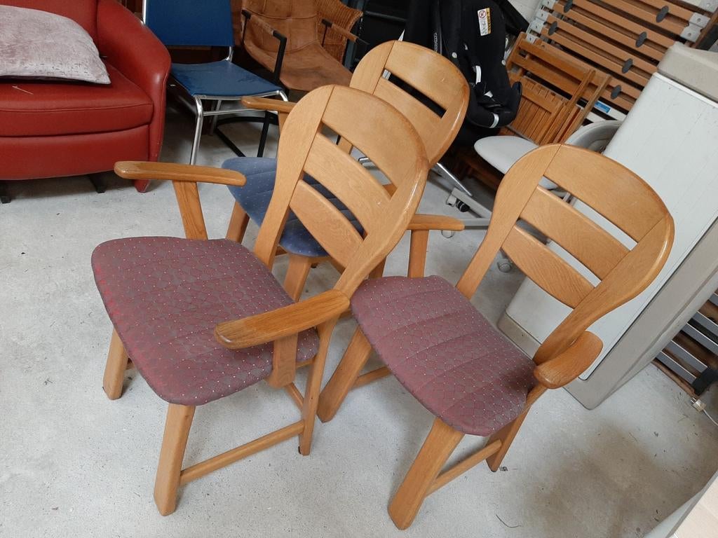 3 zware eikenhouten eettafelstoelen met armleuning, Ophalen, Gebruikt, Klassiek, Hout