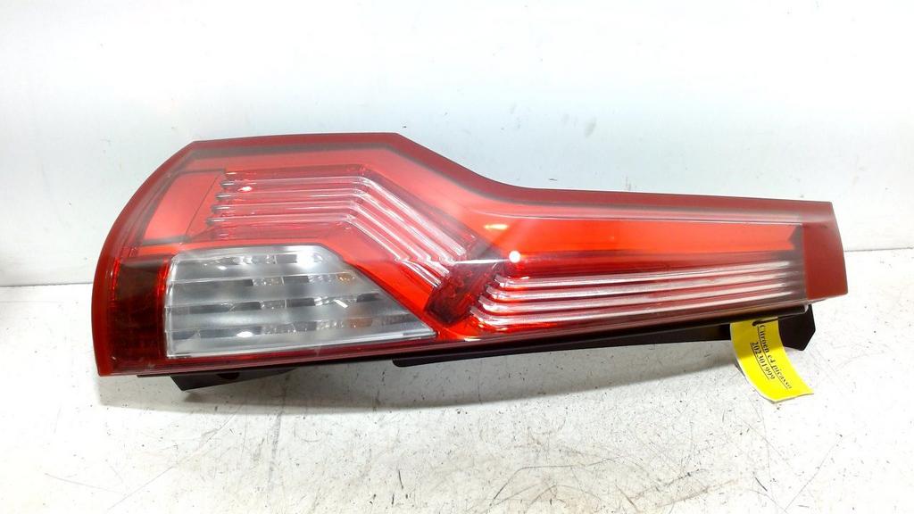 Achterlicht links buiten Citroën C4, Onderdelen@venauto.nl, Van der Ven Autorecycling B.V., Gebruikt, Ettenseweg 76, 4706 PB Roosendaal, The Netherlands