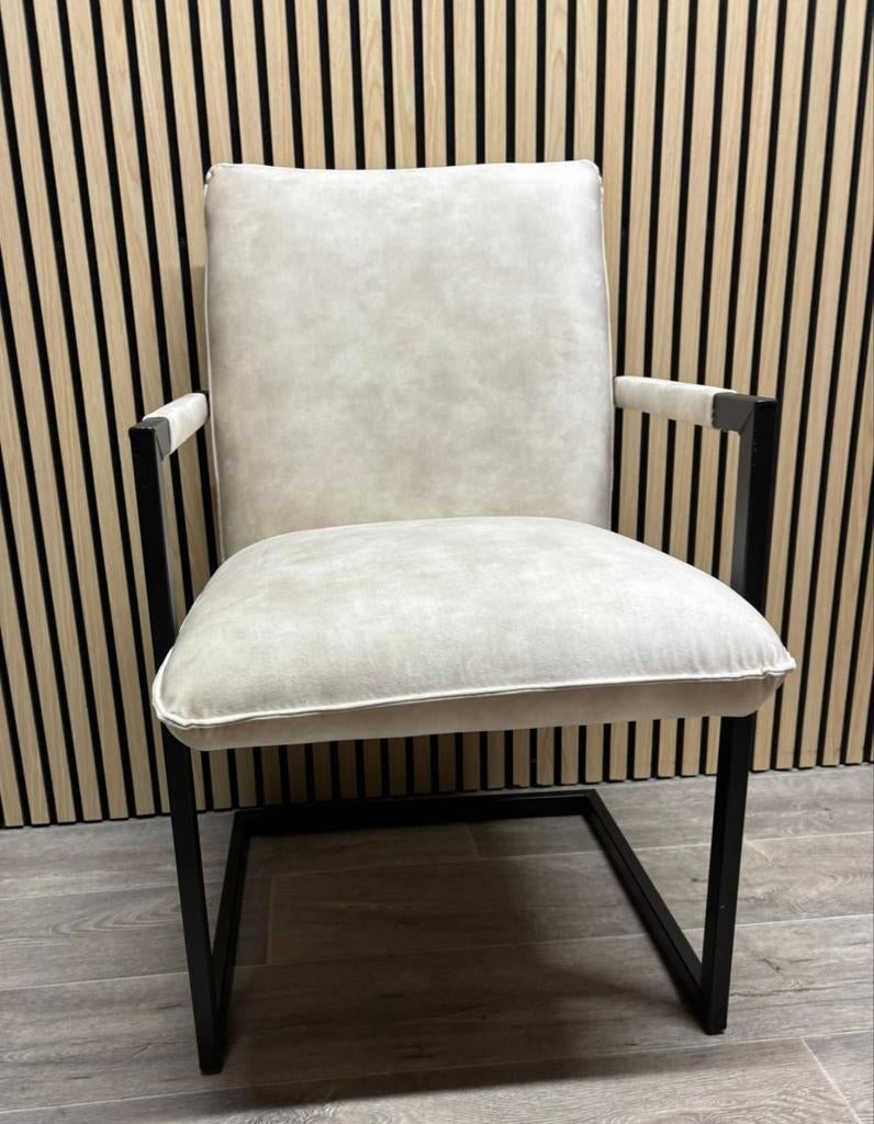 Nieuwe Eetkamerstoelen - set van 4 - Velvet, LaVe Outlet, Nieuw, Ophalen of Verzenden, Vier