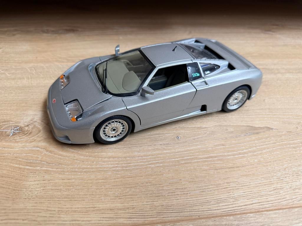Bburago Bugatti 11gb 1991 Schaal 1/18, Hobby en Vrije tijd, Modelauto's | 1:18, Ophalen of Verzenden, Gebruikt, Auto, Bburago