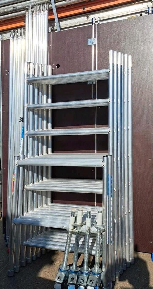 Te koop nieuwe rolsteiger alumex  wh 8.20 mtr  90 breed, Doe-het-zelf en Verbouw, Nieuw, Ophalen of Verzenden, Rolsteiger of Kamersteiger