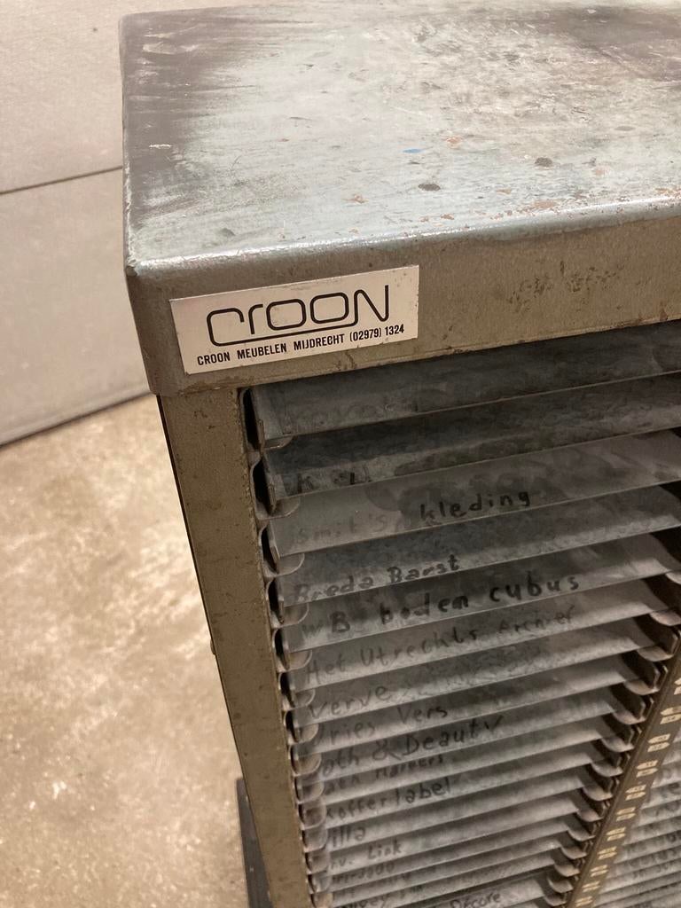 Croon Galeienkast uit drukkerij, letterkast, drukkerijkast, Ophalen, Gebruikt