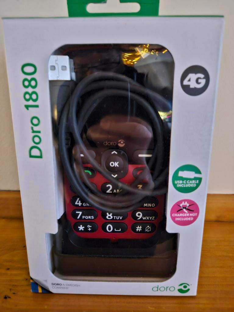 Doro 1880 senioren telefoon met nog 40 euro tegoed, Ophalen, Rood