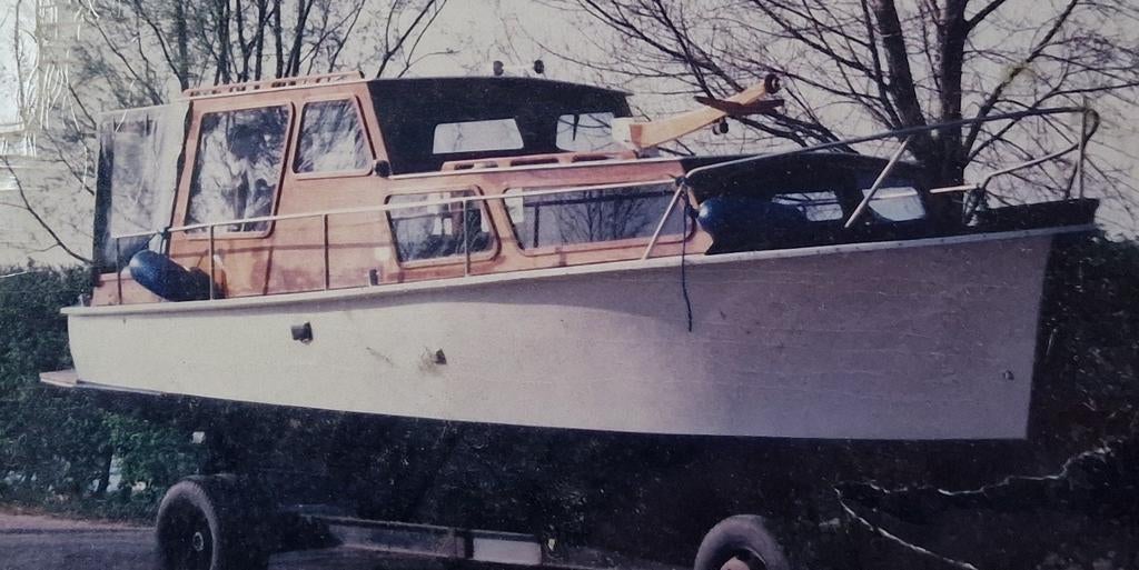 Stalen boot opknapper, Watersport en Boten, Motorboten en Motorjachten, Ophalen, Gebruikt, Staal, Binnenboordmotor
