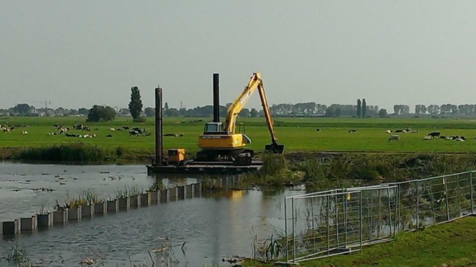 Delta Pontons Verhuur.
Koppelpontons (uniflote) Verhuur, Zo goed als nieuw, Minder dan 10 meter, Minder dan 100 pk, Ponton