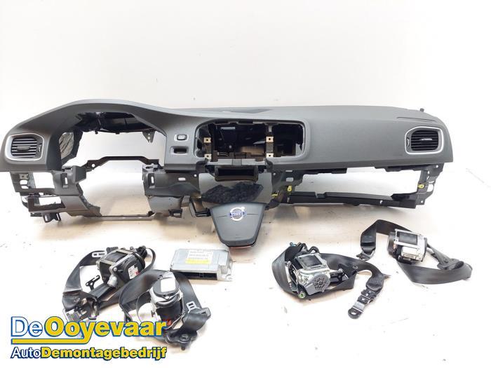 Airbag set + dashboard van een Volvo V60 (V60 10-), Gebruikt, -, -, Ophalen of Verzenden