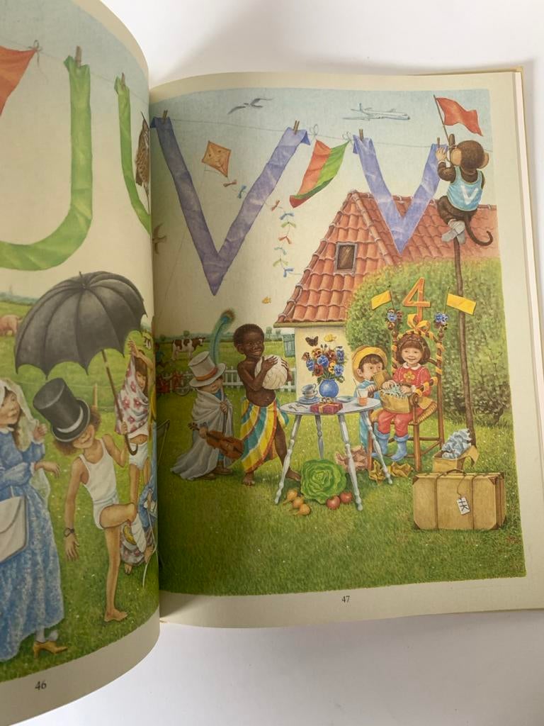 Mijn Eerste Winkler Prins 1982 Kijk-, Lees- en Voorleesboek, Boeken, Kinderboeken | Jeugd | onder 10 jaar, Ophalen of Verzenden