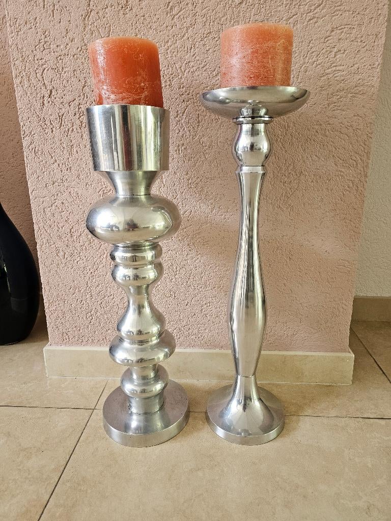 2 Prachtige grote metalen kandelaars ( 54 en 55 cm Hoog ), 50 tot 75 cm, Ophalen of Verzenden, Zo goed als nieuw, Metaal