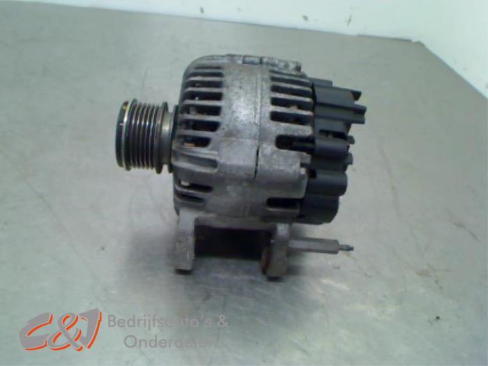 Dynamo van een Volkswagen Caddy, Gebruikt, -, Volkswagen, -