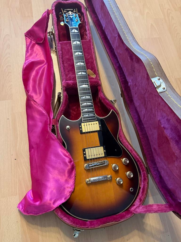 Yamaha sg 2000 Gitaar met koffer -, Ophalen of Verzenden, Gebruikt, Solid body, Overige merken