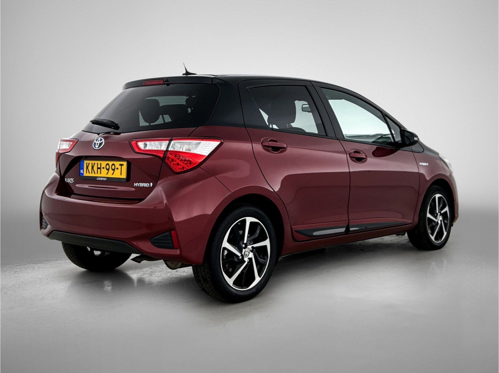 Toyota Yaris 1.5 Hybrid Bi-Tone | Navigatie | Cruise Control, Auto's, Toyota, 12 maanden, Gebruikt, 4 cilinders, Bedrijf