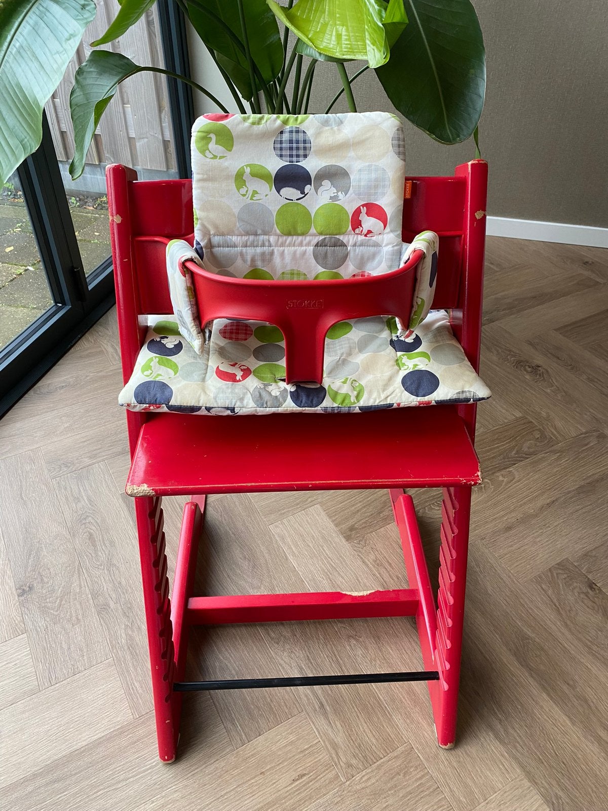 Stokke tripp trapp rood nieuw model, Ophalen, Zo goed als nieuw, Meegroeistoel