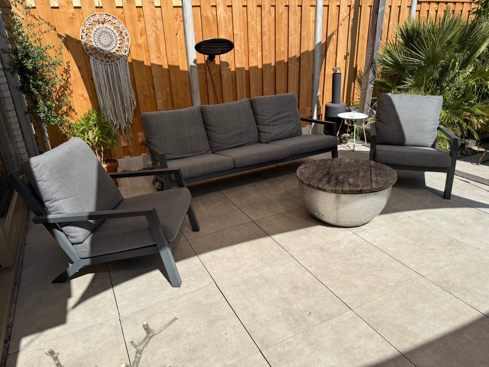 Moderne tuinset - grijs aluminium 3-zit + 2x 1-zit, Tuin en Terras, Ophalen, 5 zitplaatsen, Gebruikt, Aluminium