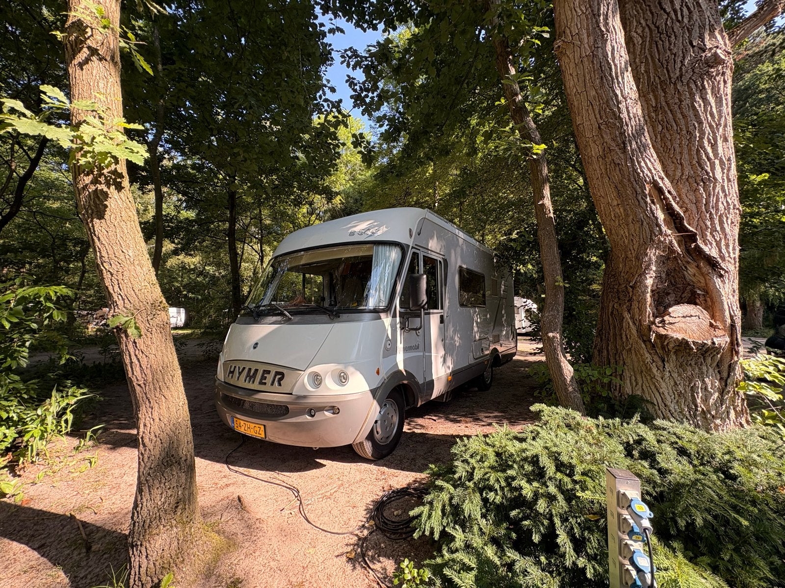 Hymer B544 Integraal Camper - INRUIL caravan mogelijk!, Caravans en Kamperen, Campers, Integraal, Ringverwarming, Fiat, 6 tot 7 meter