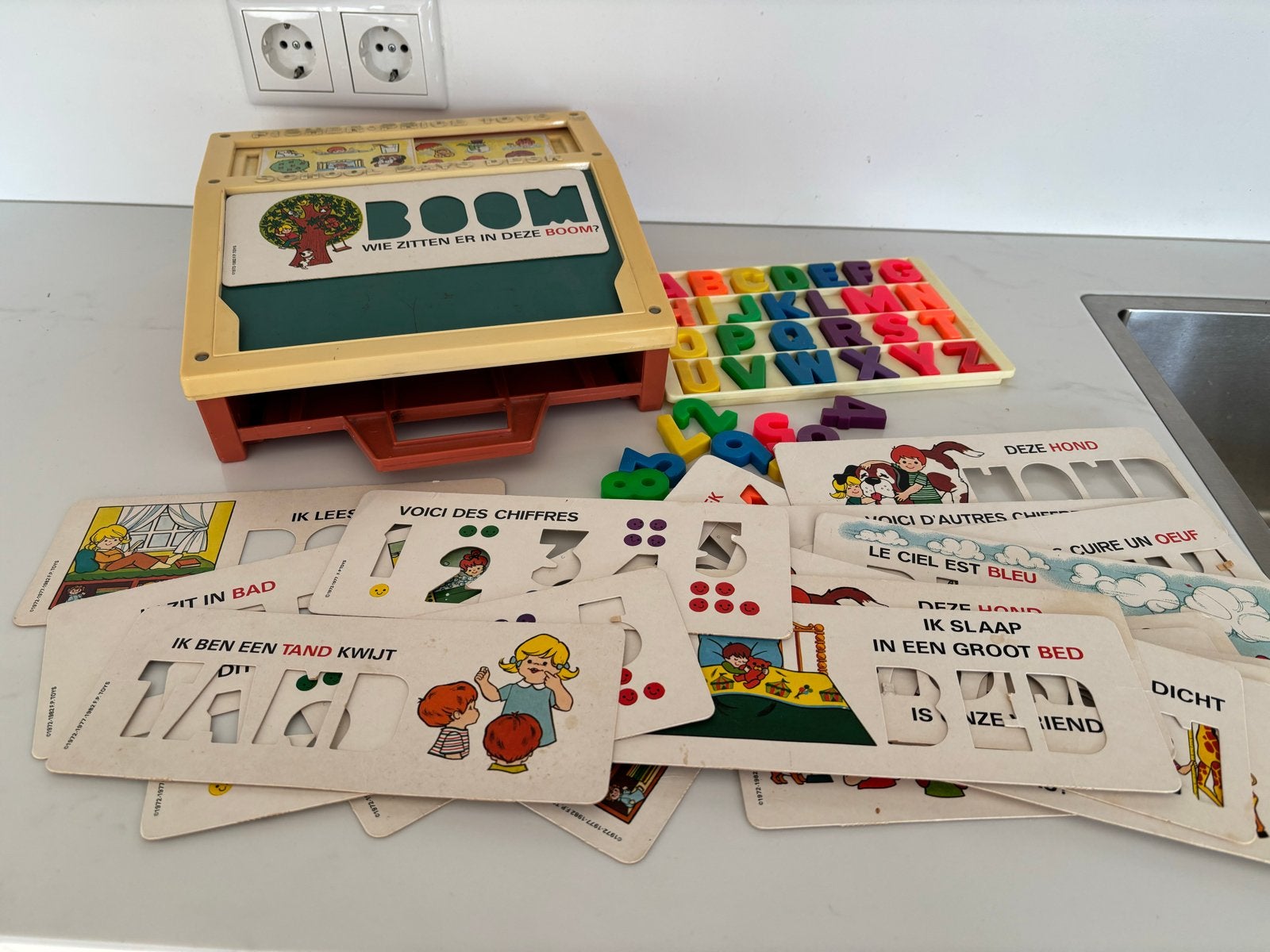 Vintage Fisher-Price School Days Desk met letters en cijfers, Ophalen of Verzenden, Zo goed als nieuw