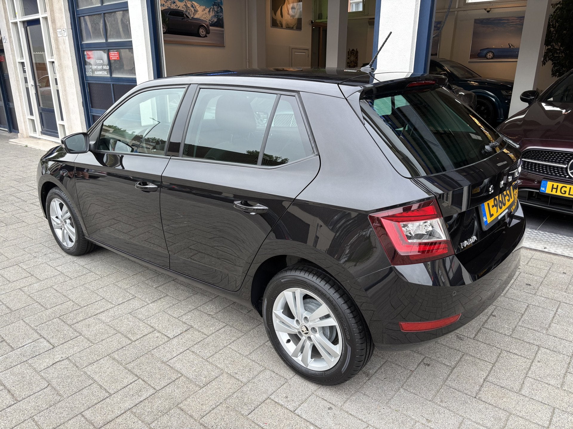 Skoda Fabia 1.0 TSI Ambition CLIMATE/CRUISE/CARPLAY, Auto's, Voorwielaandrijving, Gebruikt, Euro 6, Bedrijf